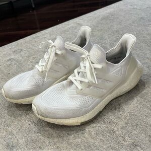 Adidas Ultraboost 21 Size 9